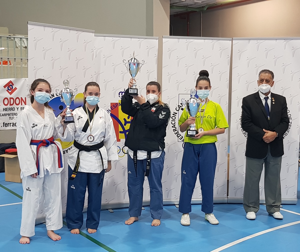 Diario El Hierro El Hierro obtiene una medalla de bronce y un